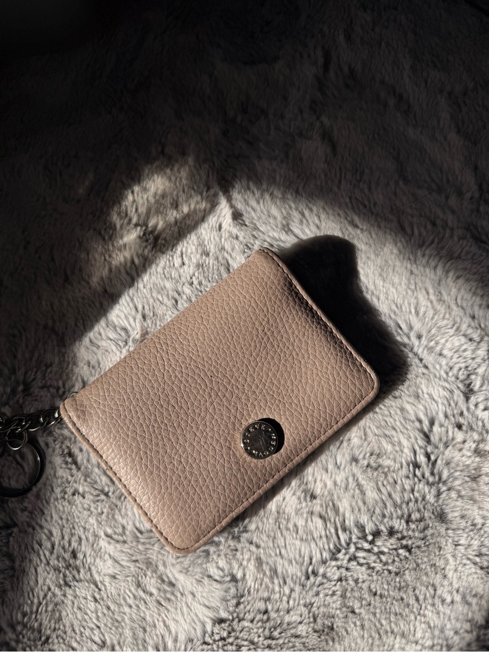 Women’s Pebbled Leather Card Case Wallet in Taupe